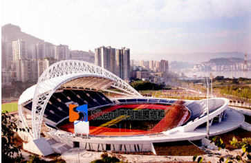 膜(mo)結構(gou)停(ting)車棚具備哪(na)些優勢(shi)