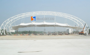 膜結(jie)構公(gong)司(si)的(de)特(te)點