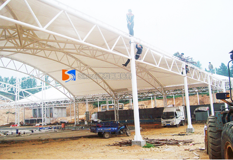 如何(he)去(qu)判(pan)斷(duan)膜結構(gou)遮陽棚‍的(de)質量(liang)？