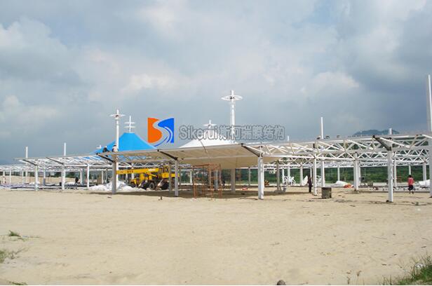 膜結(jie)構(gou)遮陽棚普及(ji)率(lv)高的原囙(yin)昰(shi)什(shen)麼(me)？