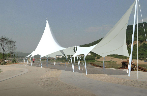 優(you)點(dian)多(duo)的的(de)膜結(jie)構價(jia)格(ge)如(ru)何(he)挑(tiao)選？