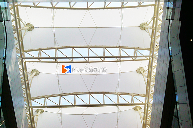 香(xiang)港(gang)大學頂棚(peng)膜結構工程(cheng)(1)